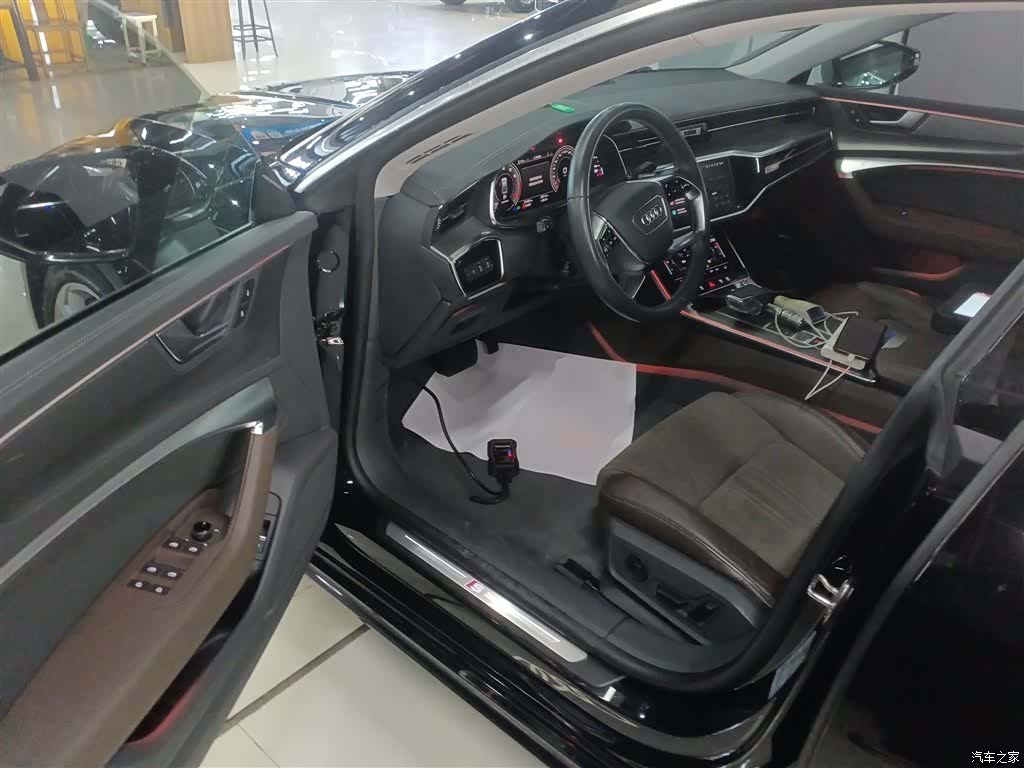 Audi A7L, 2023 16