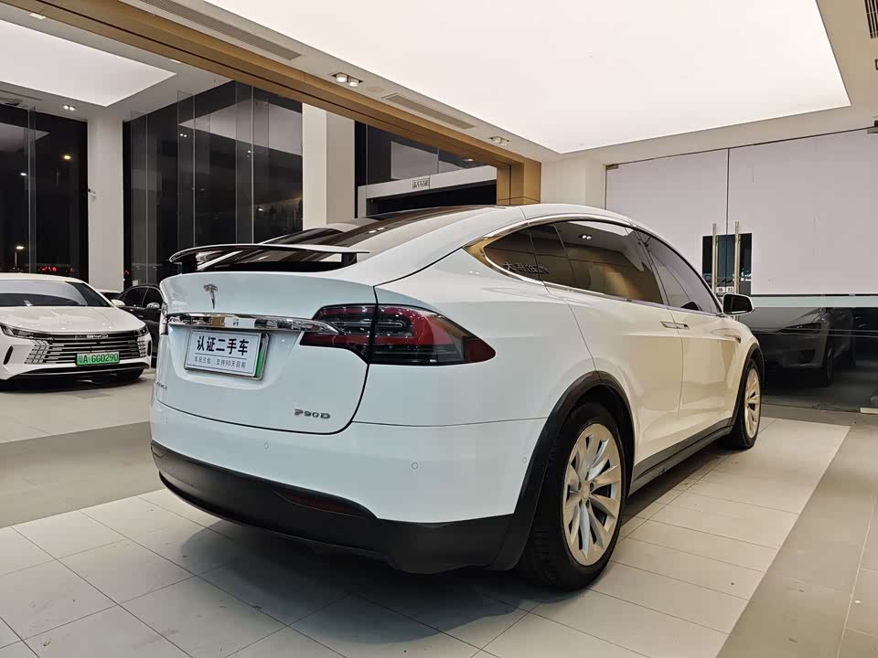 Tesla Model X