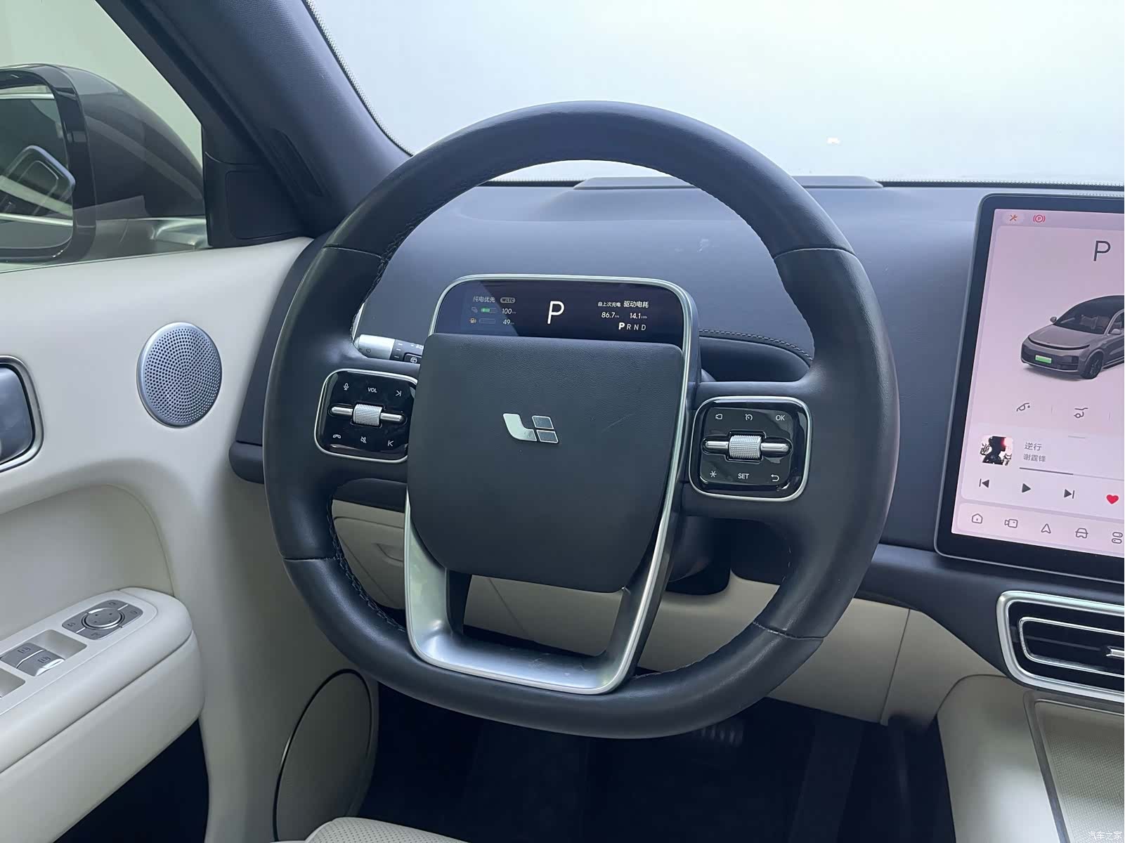 Li Auto L8, 2023 8