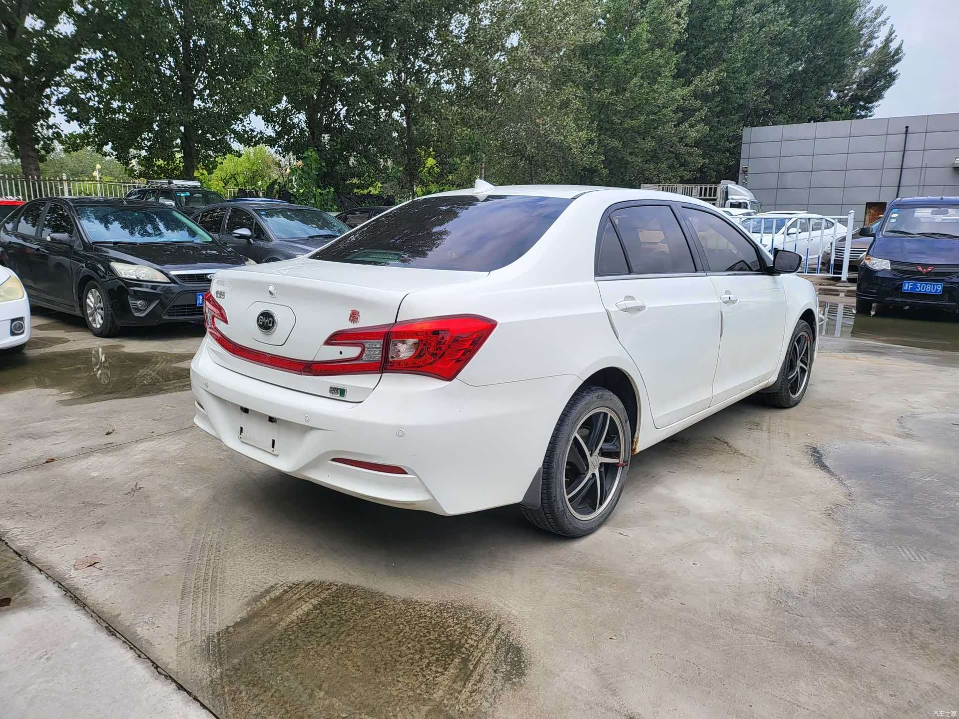 BYD Qin, 2015 7