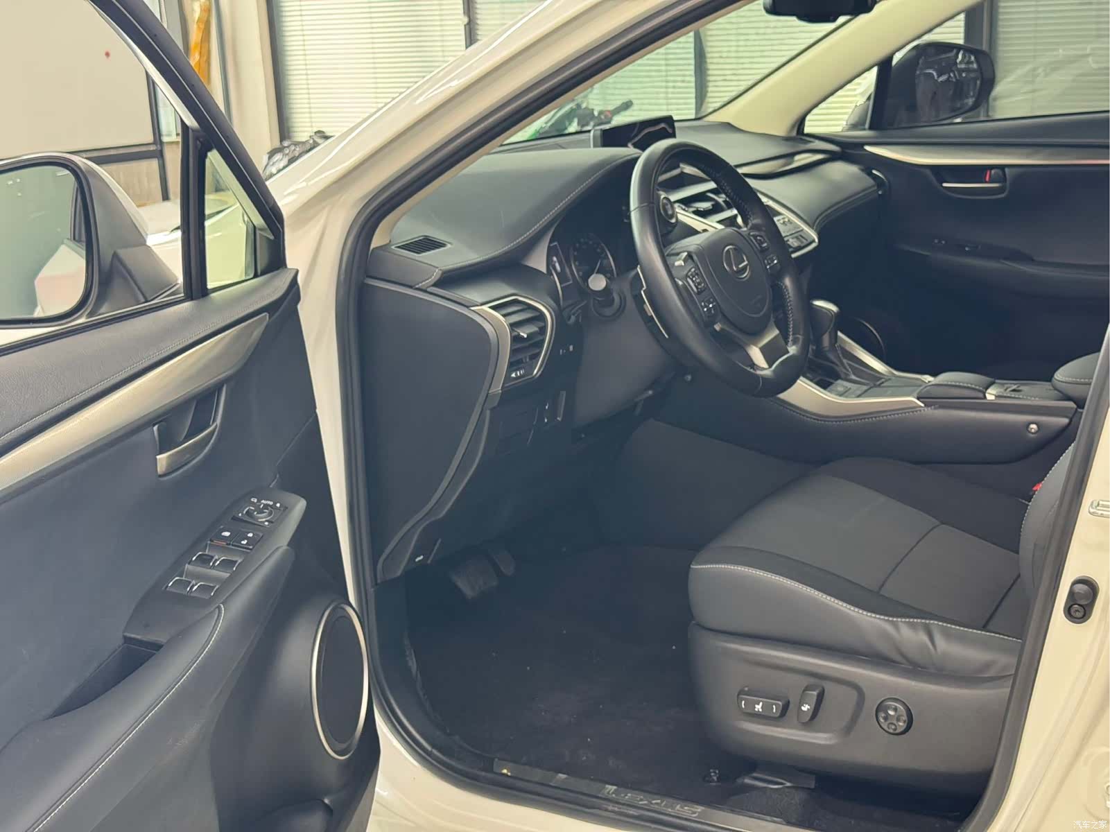 Lexus NX, 2021 19
