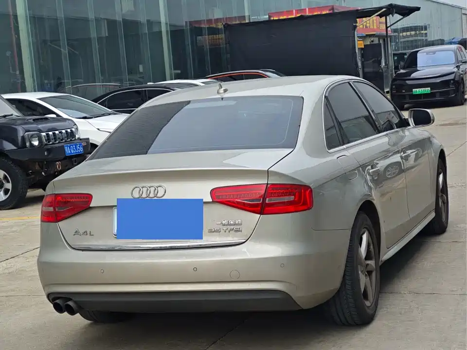 Audi A4L