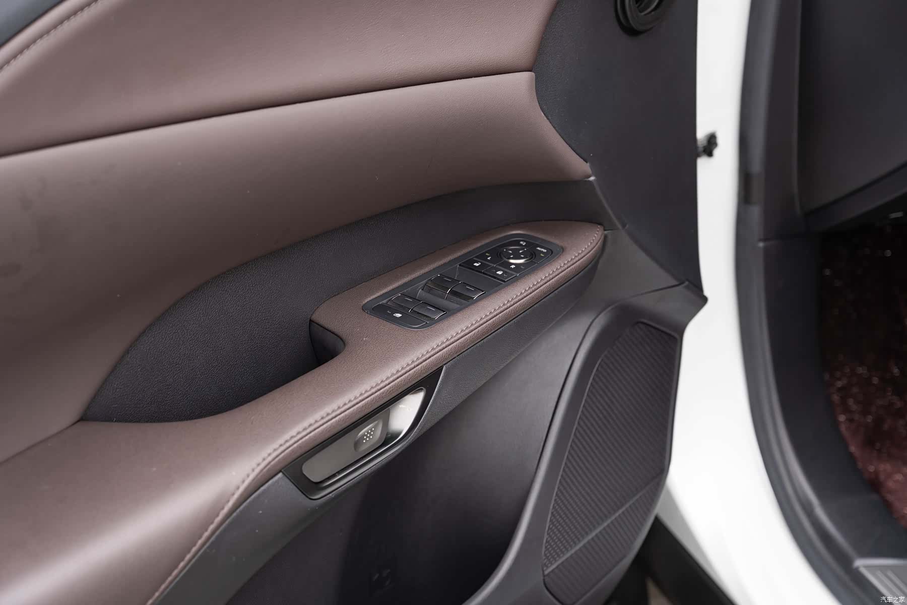 Lexus RX, 2023 19
