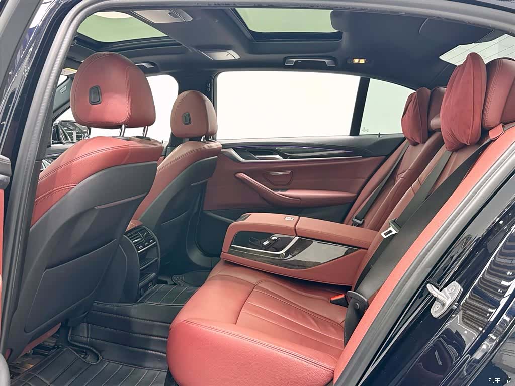 BMW 5 Series, 2020 9