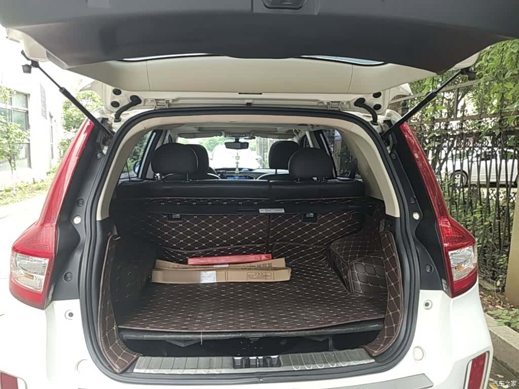 Geely X6, 2017 19