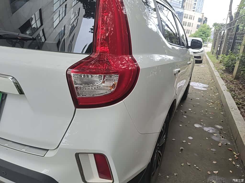 Geely X6, 2017 8