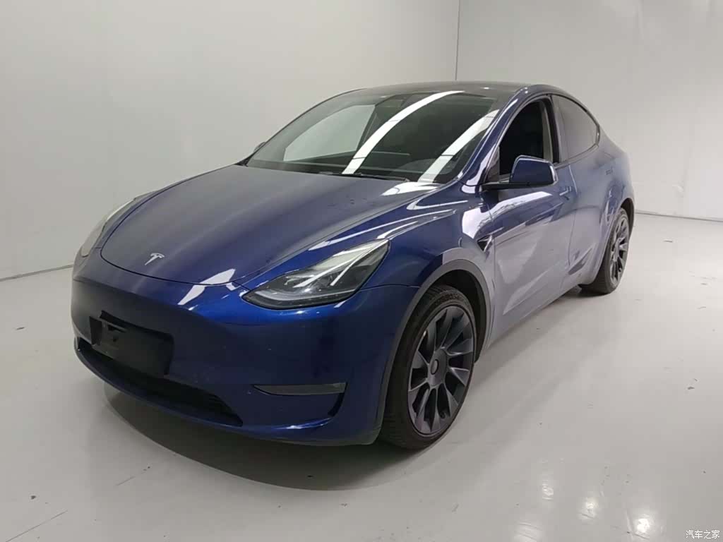 Tesla Model Y, 2023 2