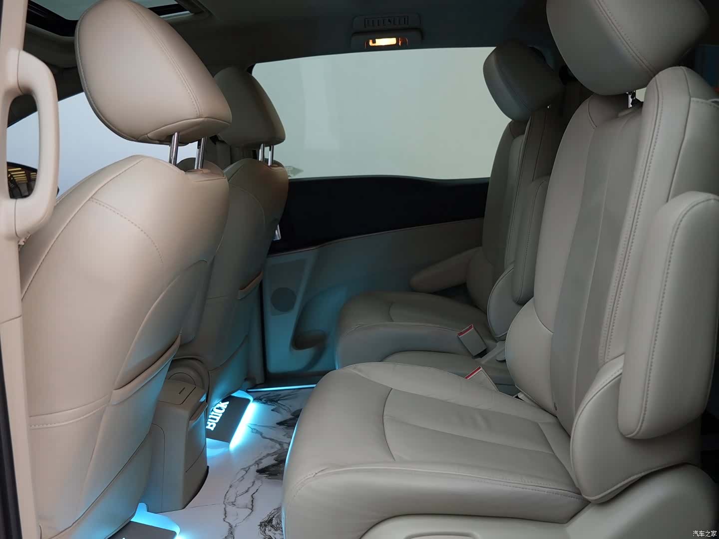 Buick GL8, 2020 14