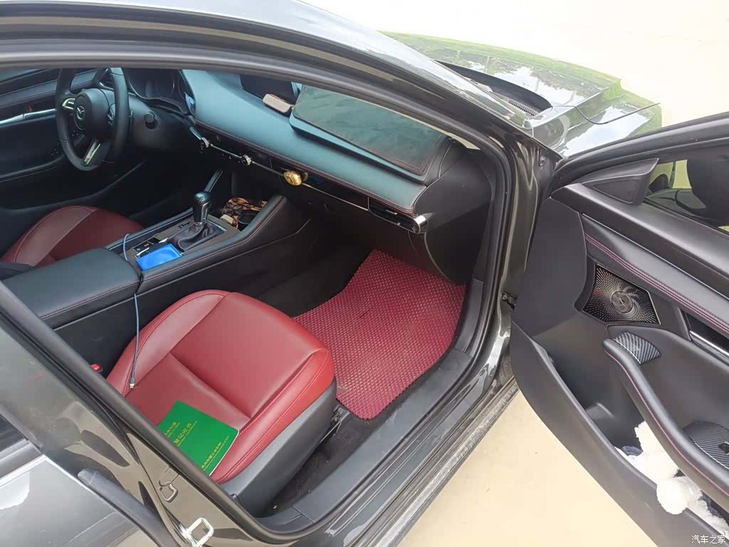Mazda Mazda3, 2023 20