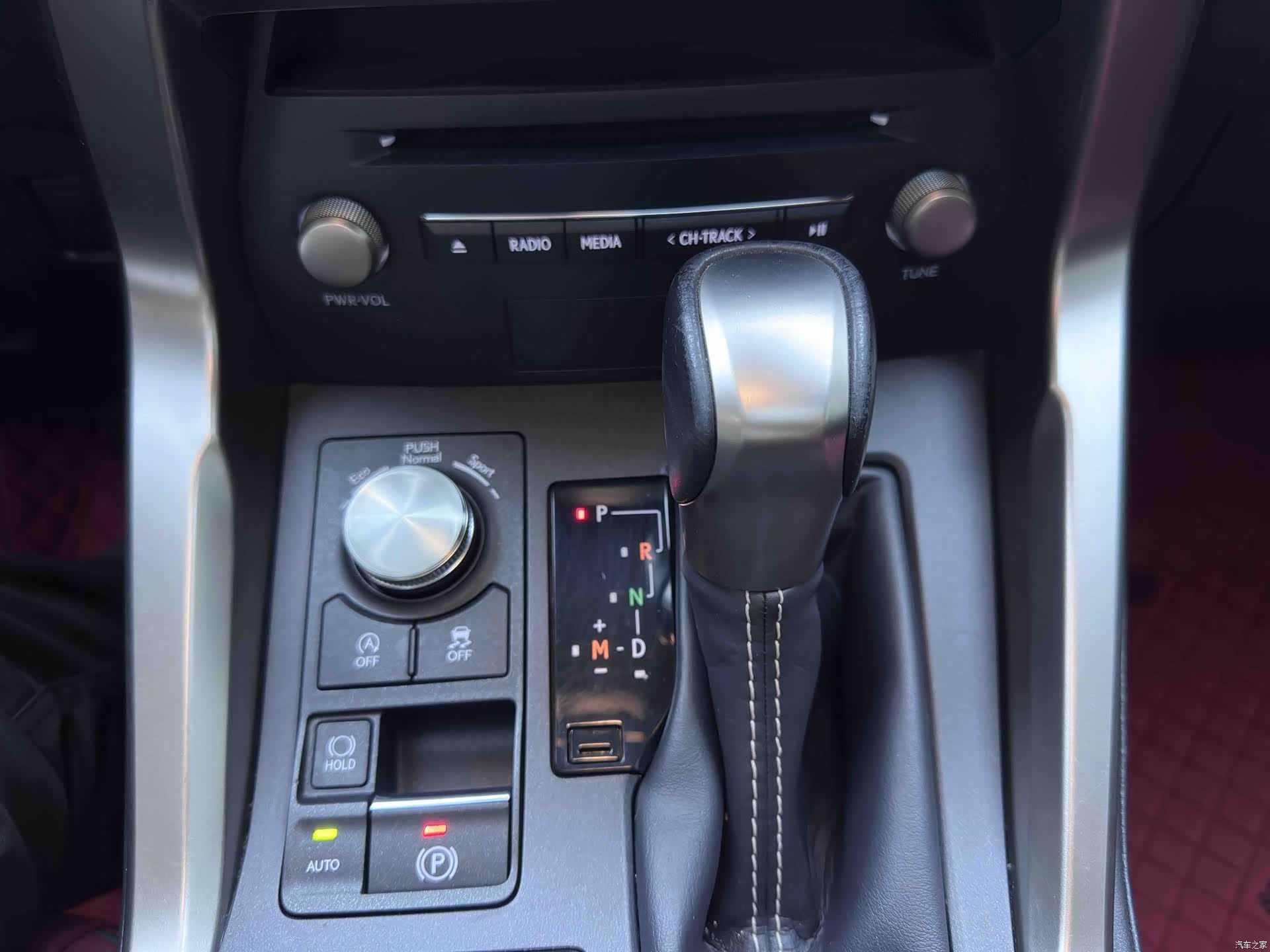 Lexus NX, 2021 9