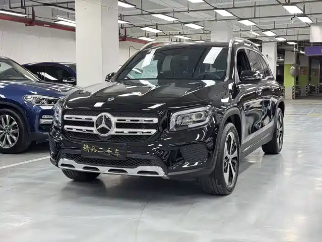 Mercedes-Benz GLB 2021 — купить из Китая под заказ