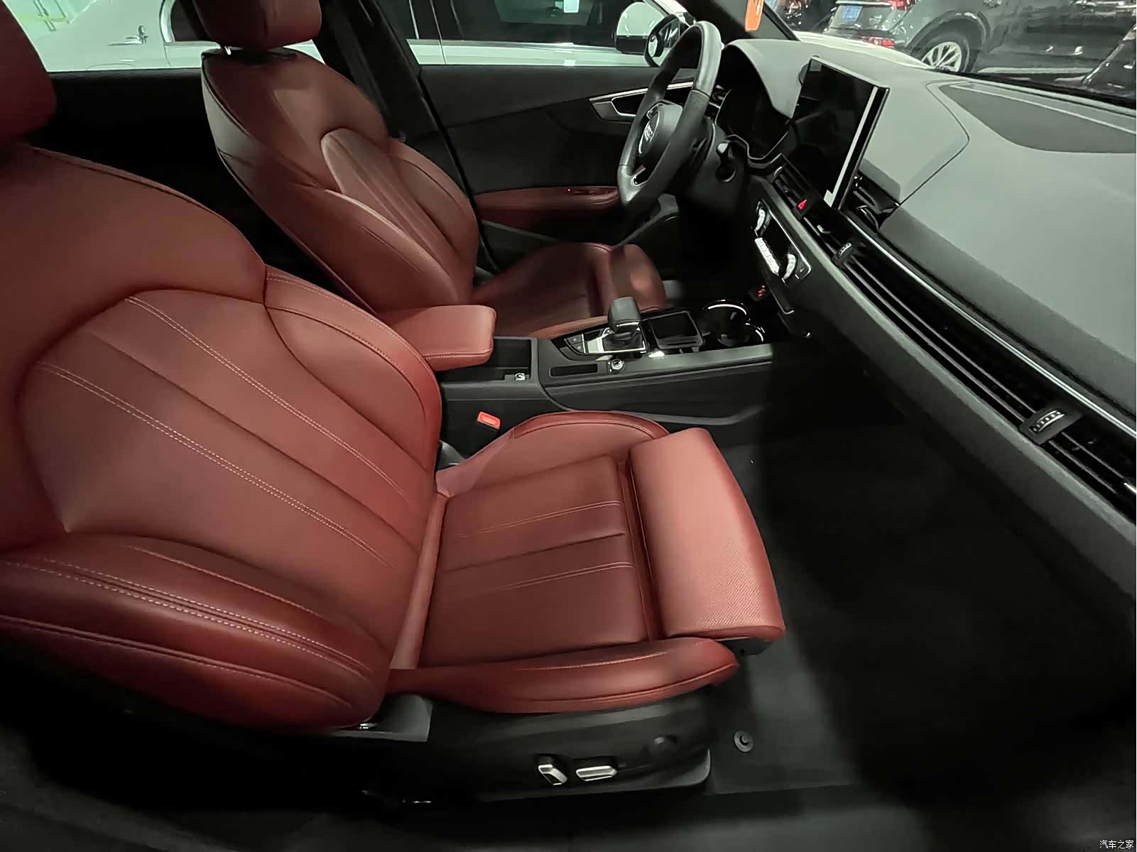 Audi A4L, 2024 13