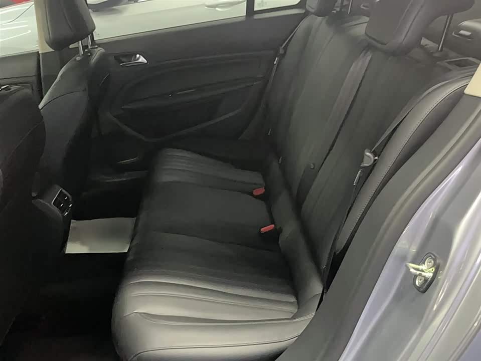 Dongfeng Wuhan Car
