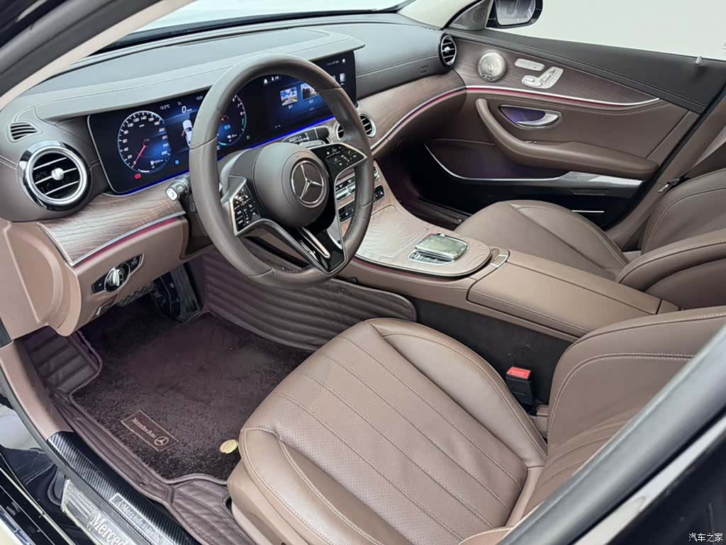 Mercedes-Benz E-Class, 2023 15