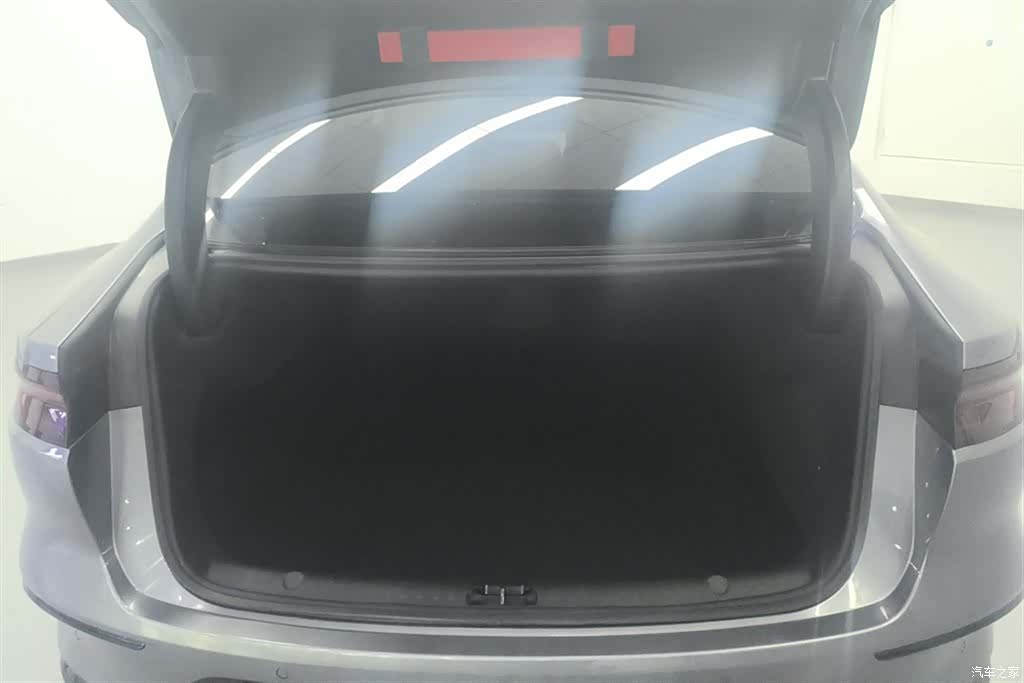 BYD Han, 2024 4