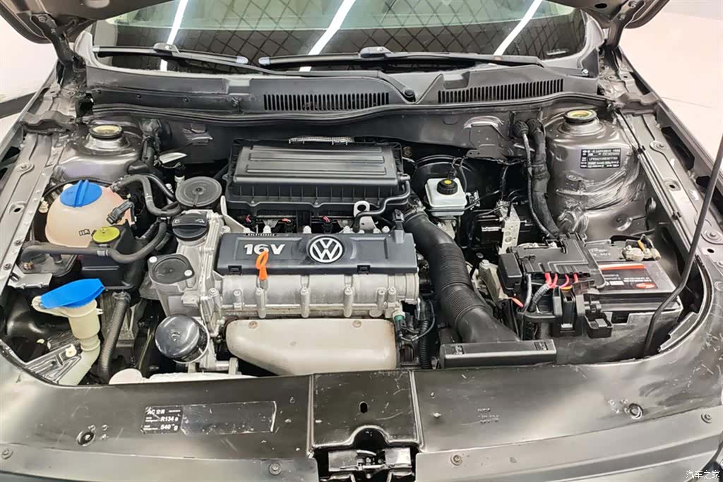 Volkswagen Bora, 2013 10