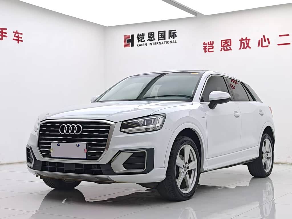 Audi Q2L