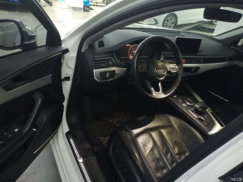 Audi A4L, 2019 13