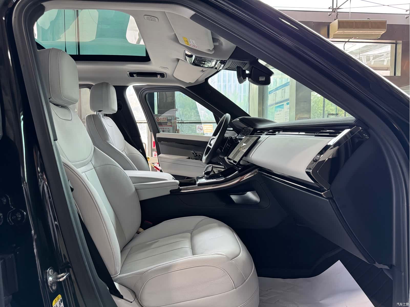 Land Rover Range Rover, 2024 30