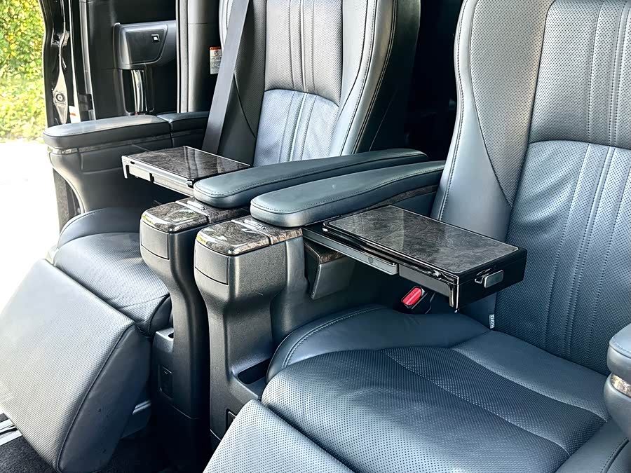 Toyota Alphard 2019, фото 14