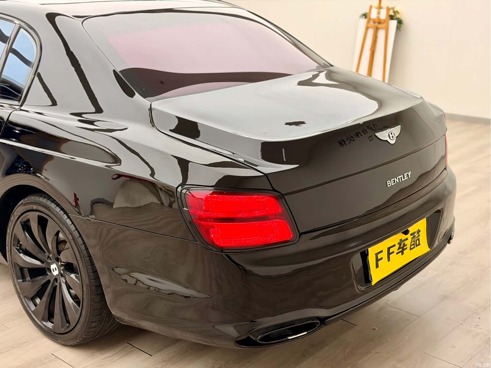 Bentley Flying Spur, 2010 8