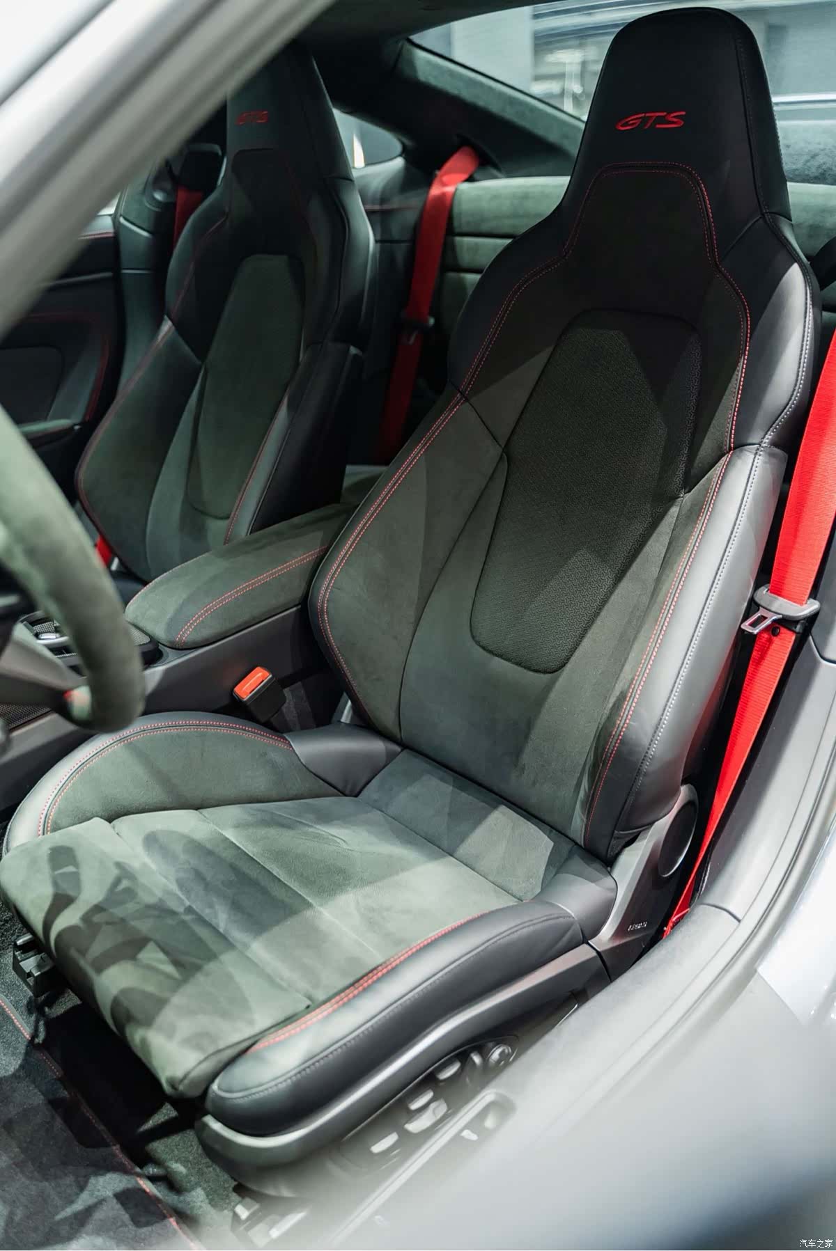 Porsche 911, 2026 8