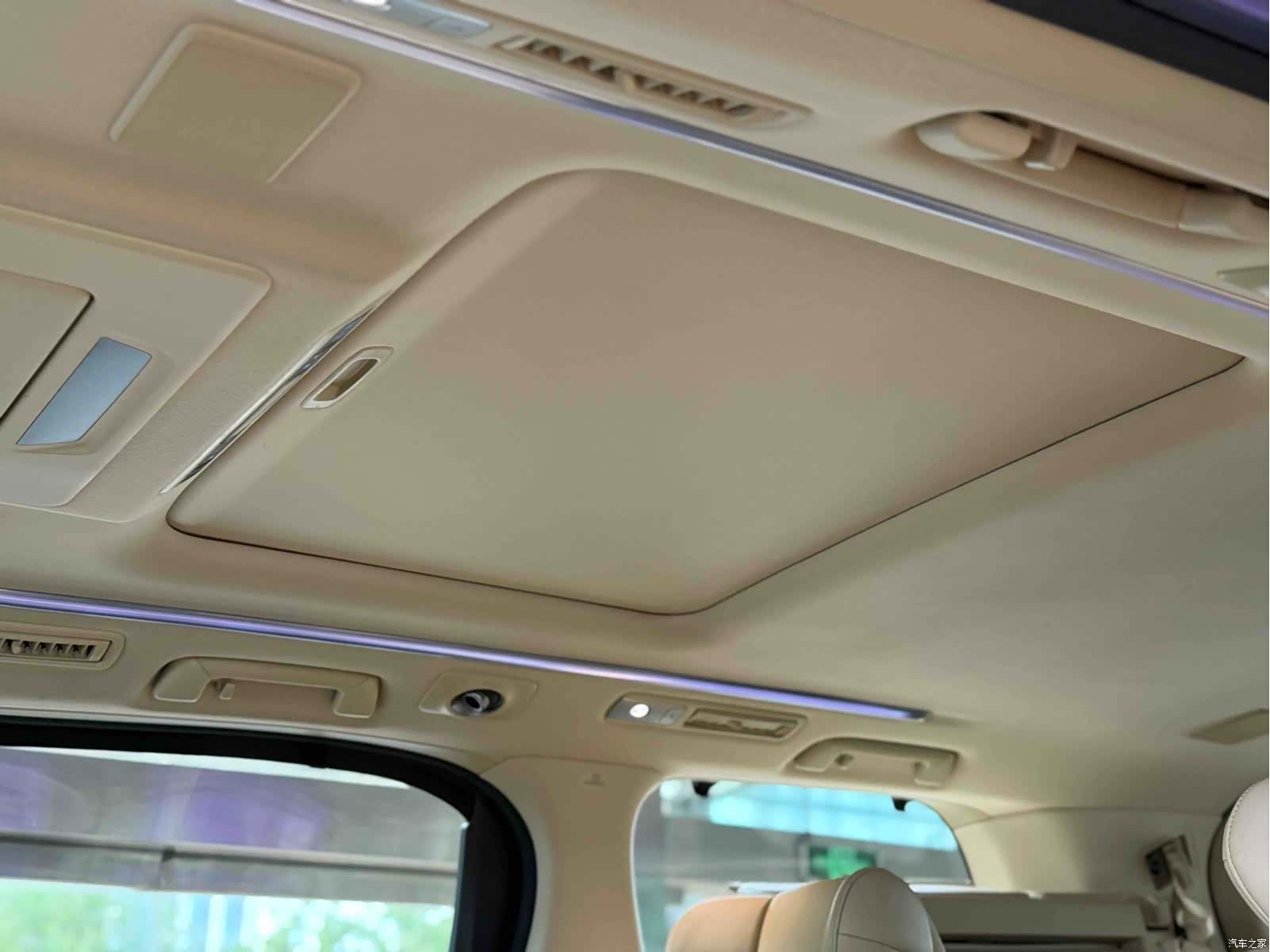 Toyota Alphard, 2018 12