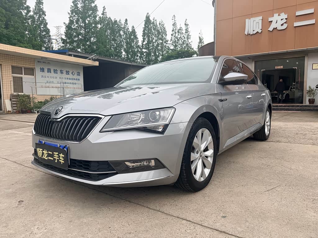 Skoda Superb