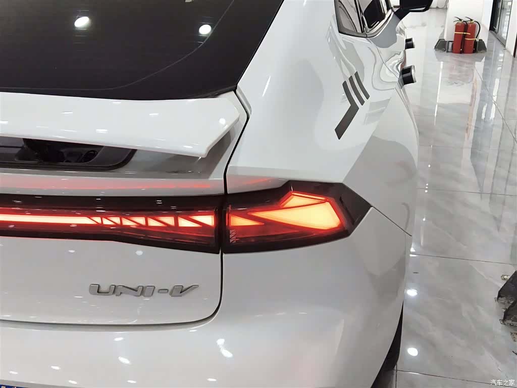 Changan UNI-V, 2023 24