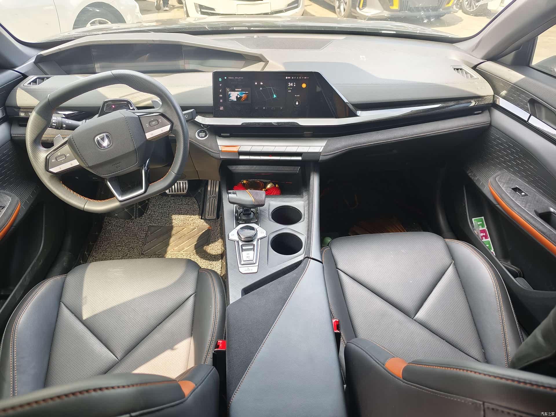 Changan UNI-V, 2022 4