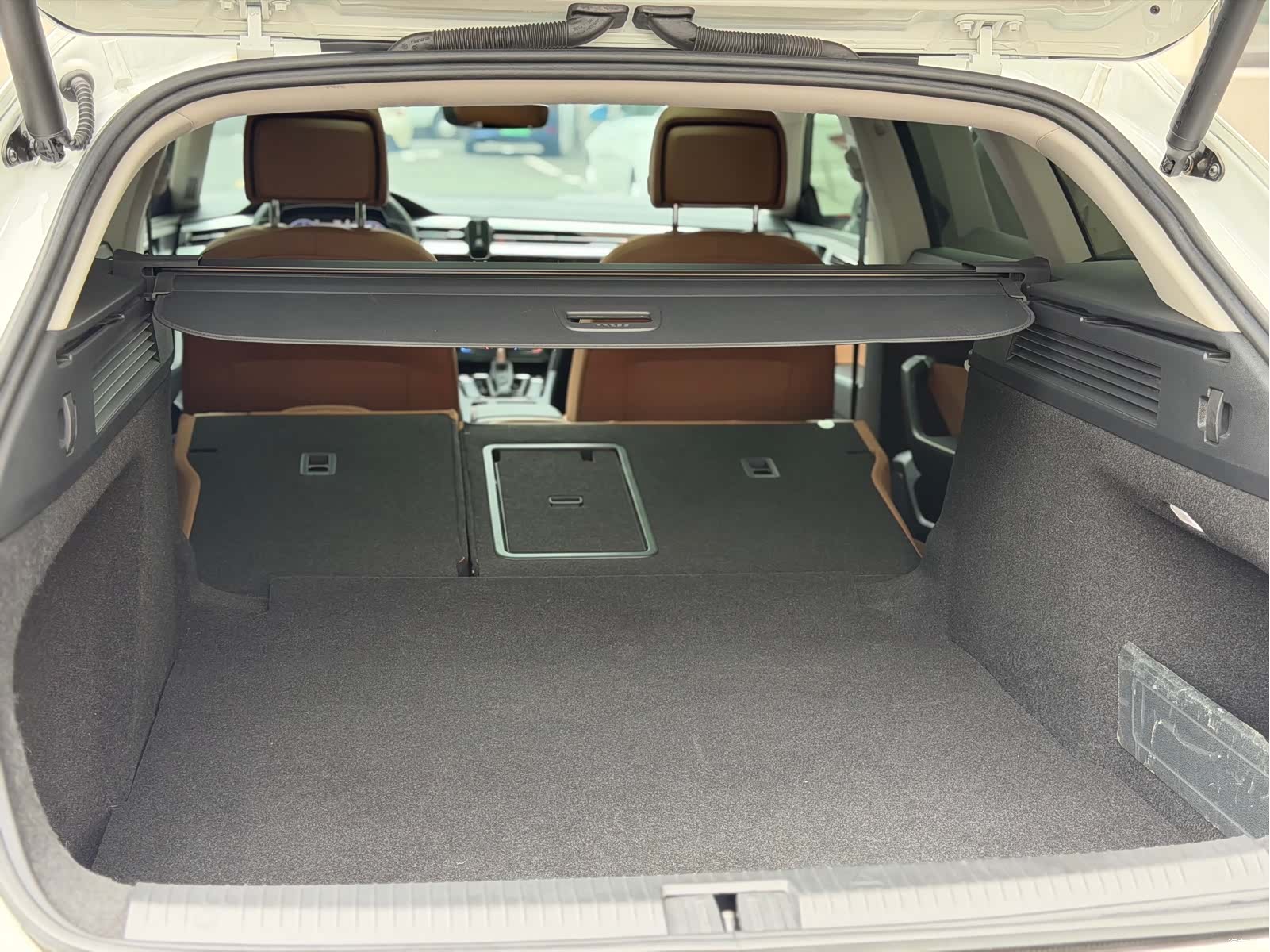 Volkswagen CC, 2022 19