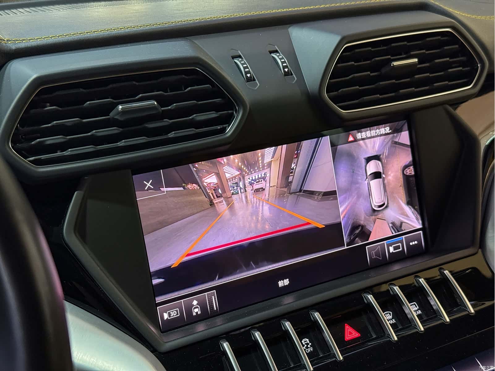 Lamborghini Urus, 2019 10