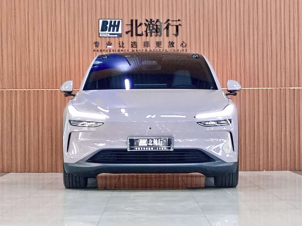 NIO L60 NIO L60