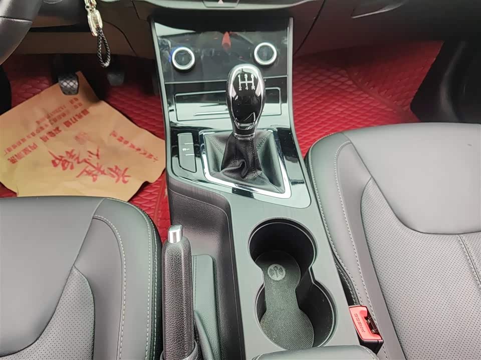 Chery Arrizo 5