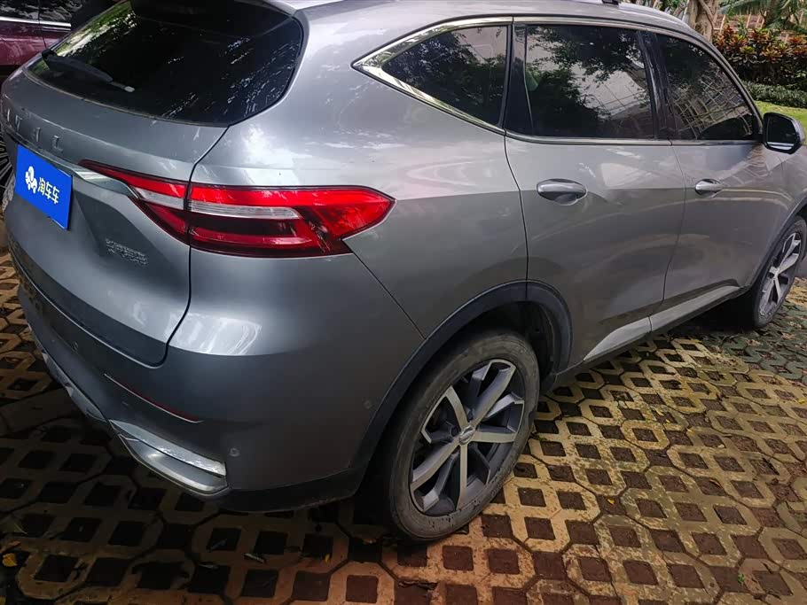 Haval F7