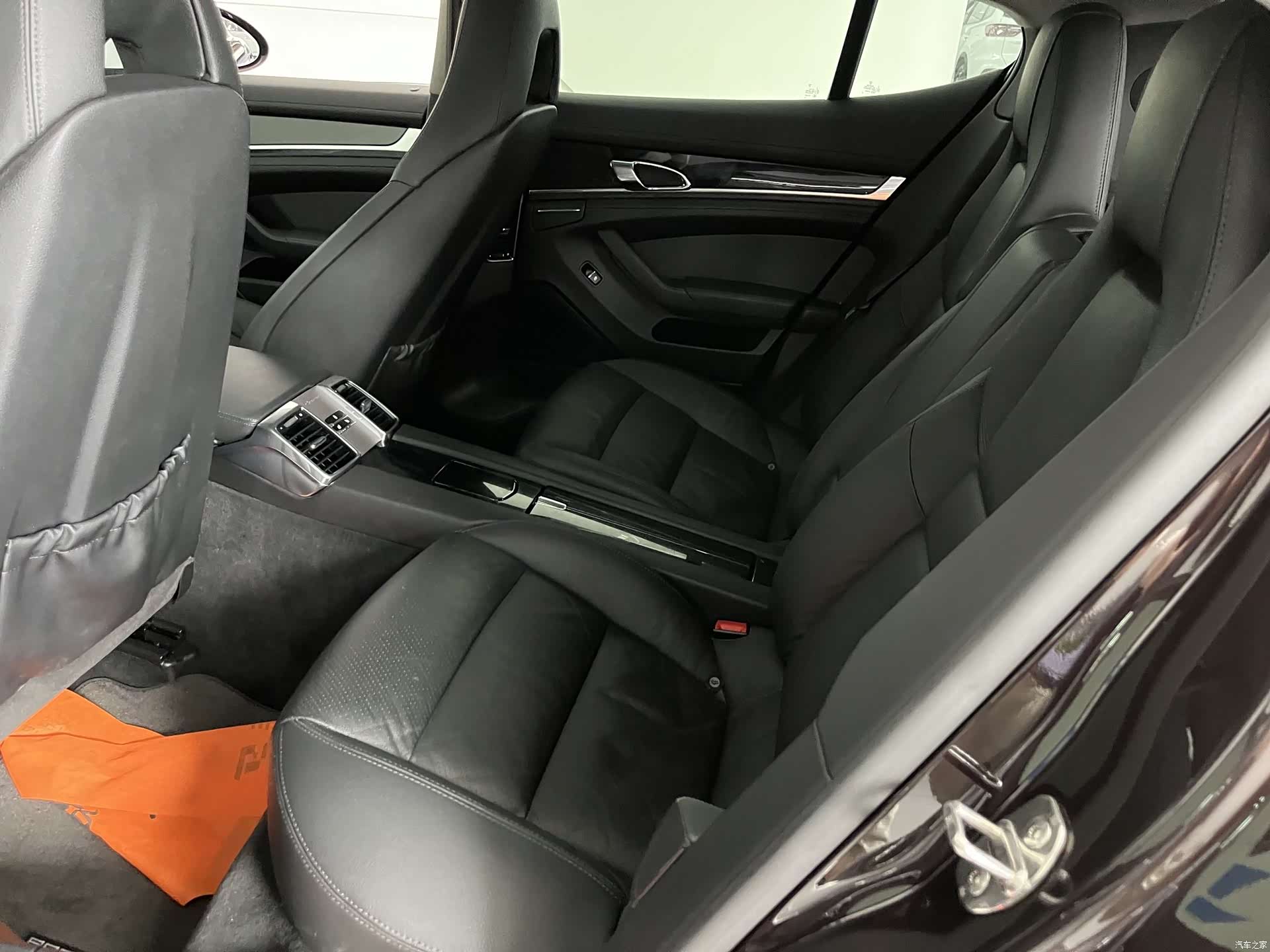 Porsche Panamera, 2012 8