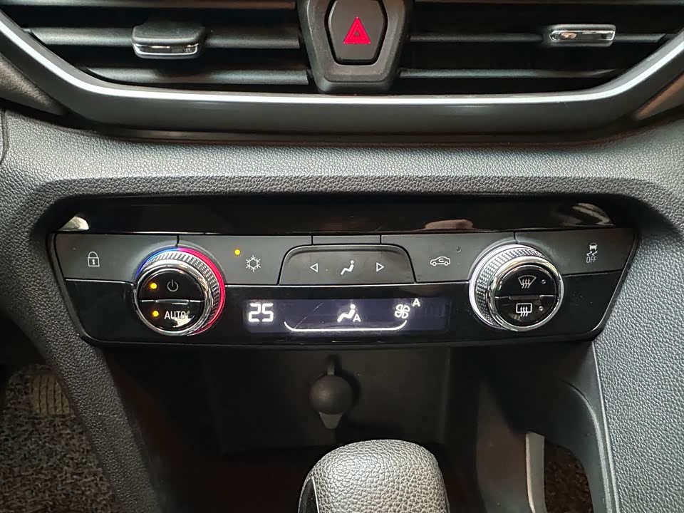 Chevrolet Volando