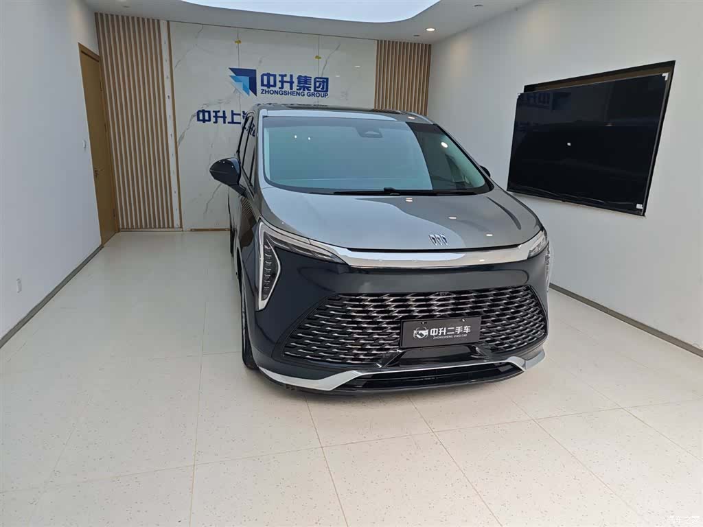 Buick Century, 2023 4