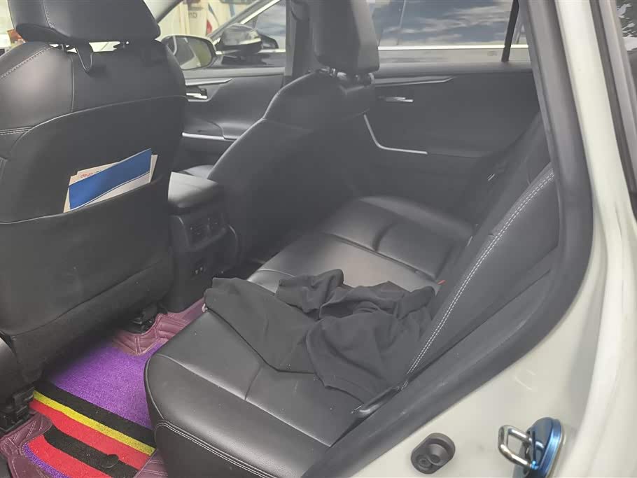 Toyota RAV4 Rongfang