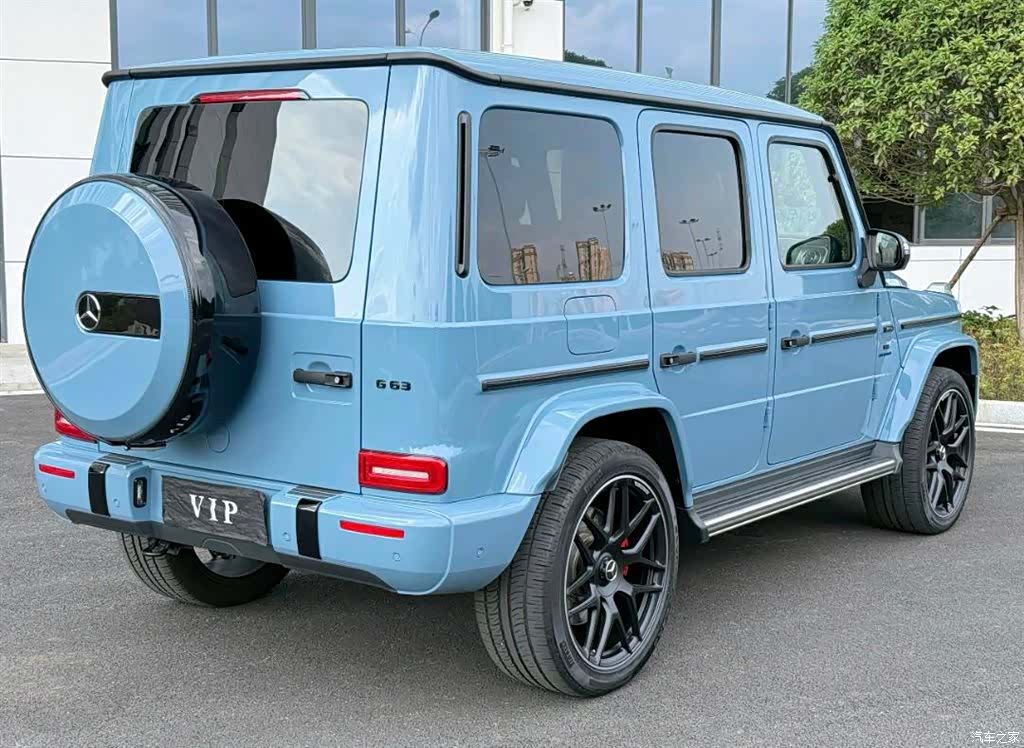 Mercedes-Benz G-Class, 2023 4