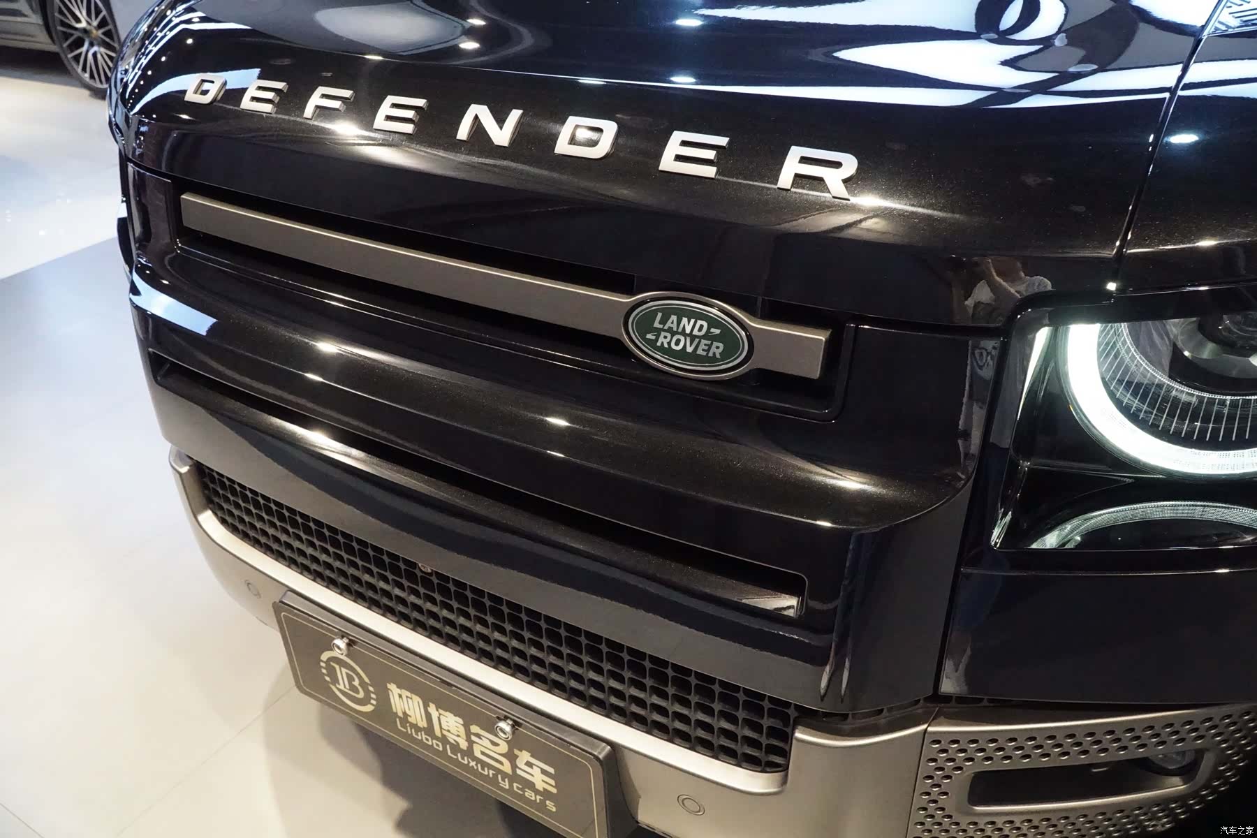Land Rover Defender, 2024 все фото