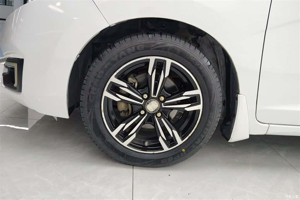 Honda Fit, 2017 6
