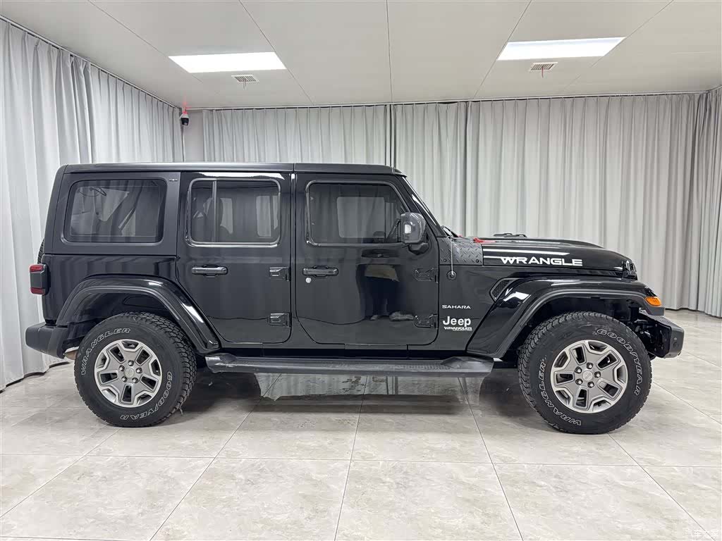 Jeep Wrangler, 2019 все фото