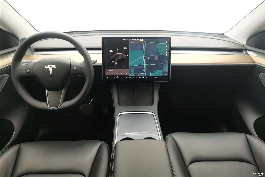 Tesla Model Y, 2021 12