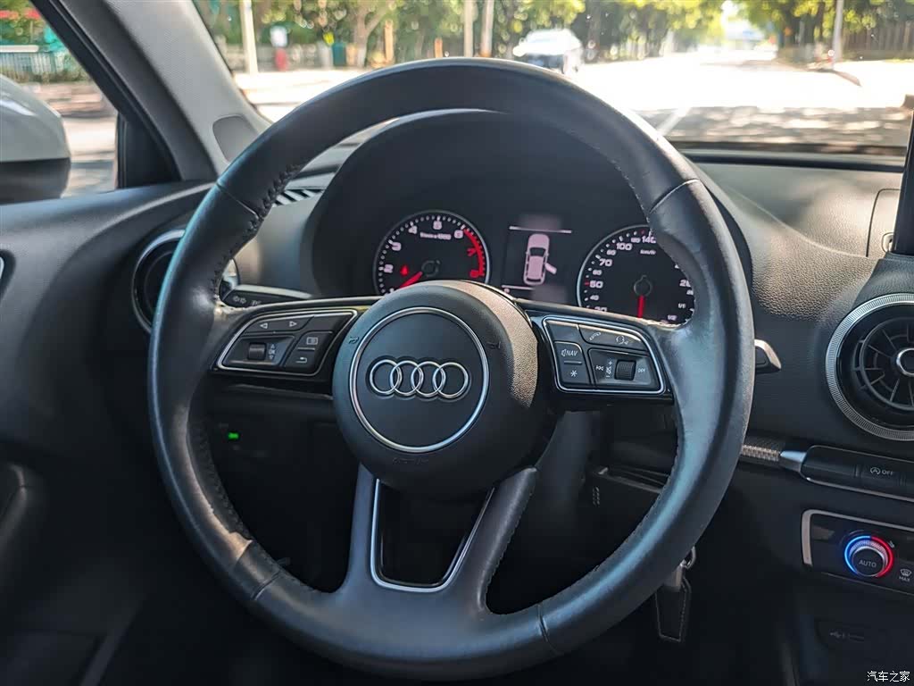 Audi A3, 2019 все фото