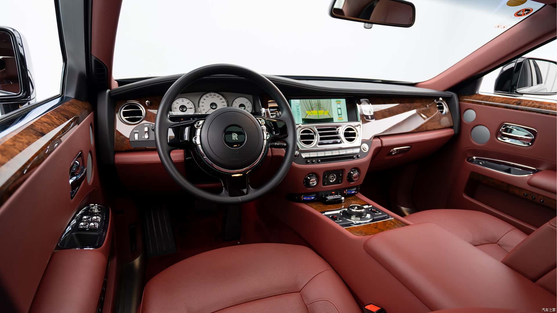 Rolls-Royce Ghost, 2015 все фото