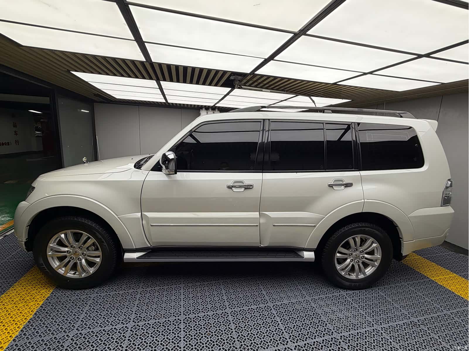 Mitsubishi Pajero, 2020 все фото