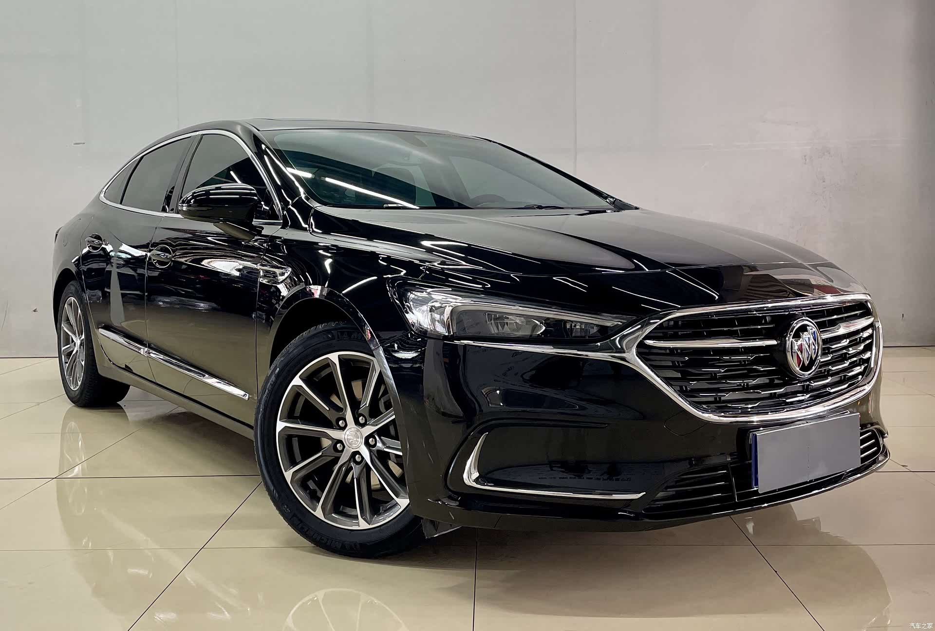 Buick LaCrosse, 2022 3