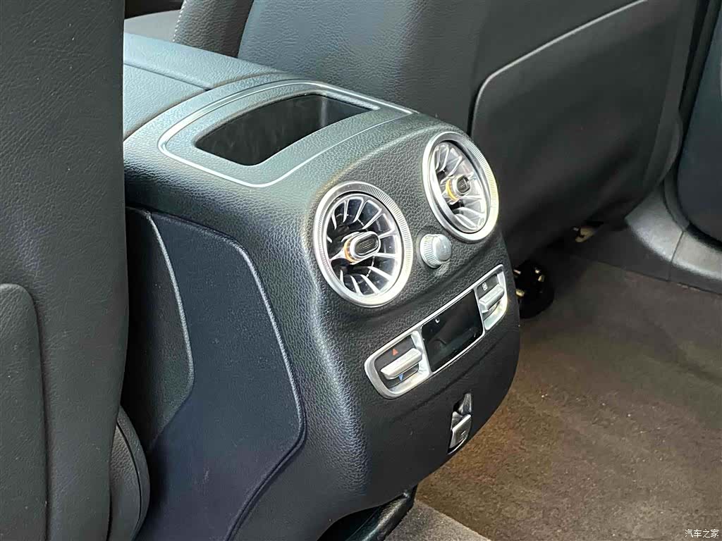 Mercedes-Benz GLC, 2021 14