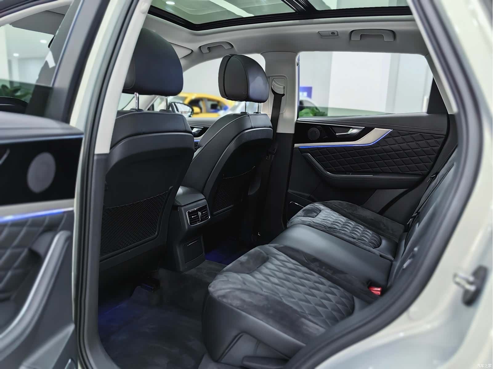 Hongqi HS5, 2022 все фото